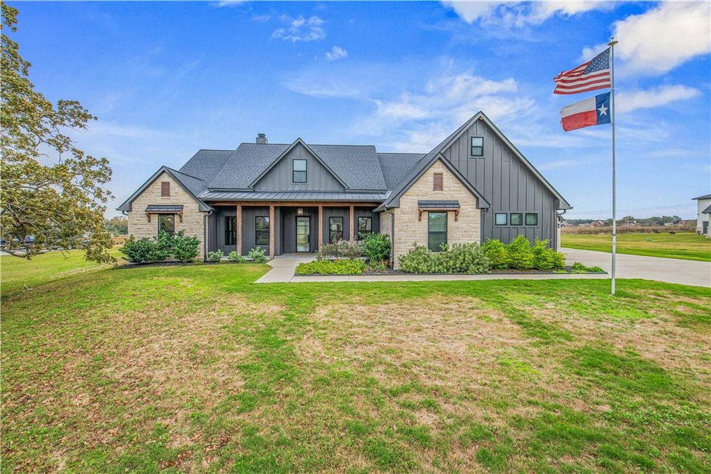 7532 Marys Way, Bryan, TX 77808