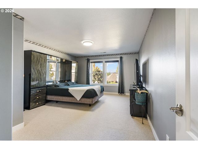 3134 Nw SPENCER St, Portland, OR 97229