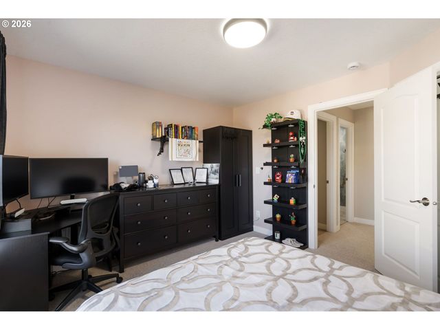 3134 Nw SPENCER St, Portland, OR 97229