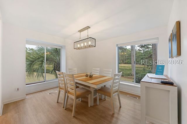 226 S Sea Pines Dr Apt 1592, Hilton Head Island, SC 29928