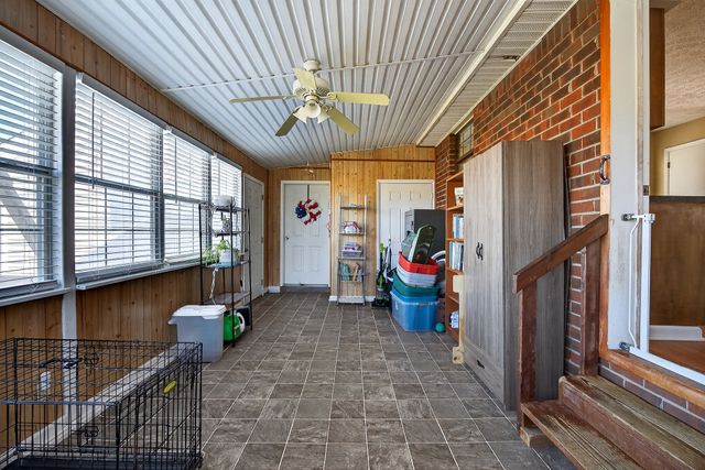 624 Kendra Dr, Smithville, TN 37166