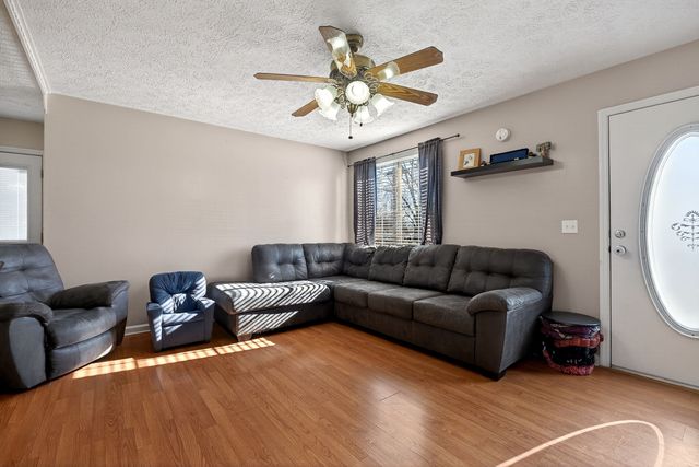 624 Kendra Dr, Smithville, TN 37166