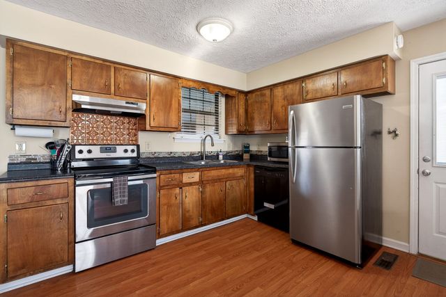 624 Kendra Dr, Smithville, TN 37166