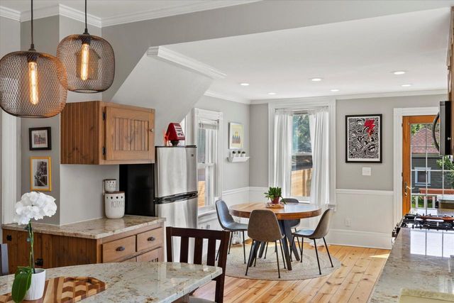 3146 S Kinnickinnic AVENUE, Milwaukee, WI 53207