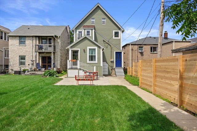 3146 S Kinnickinnic AVENUE, Milwaukee, WI 53207