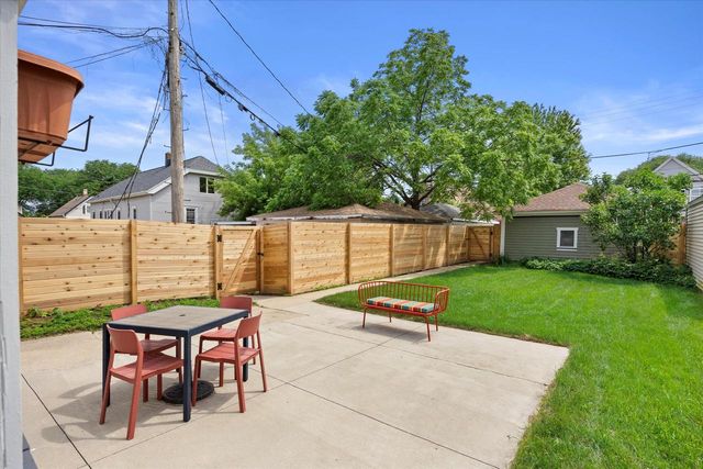 3146 S Kinnickinnic AVENUE, Milwaukee, WI 53207