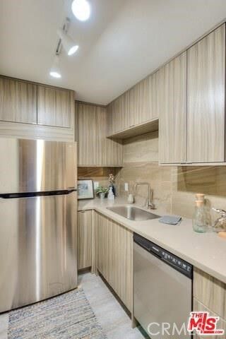 420 N Villa Court, Palm Springs, CA 92262