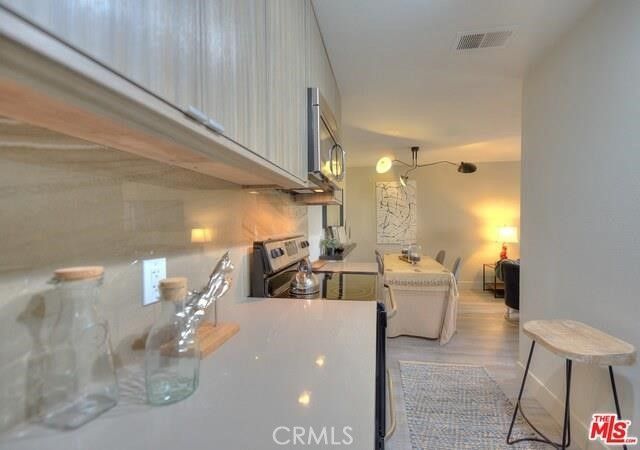 420 N Villa Court, Palm Springs, CA 92262