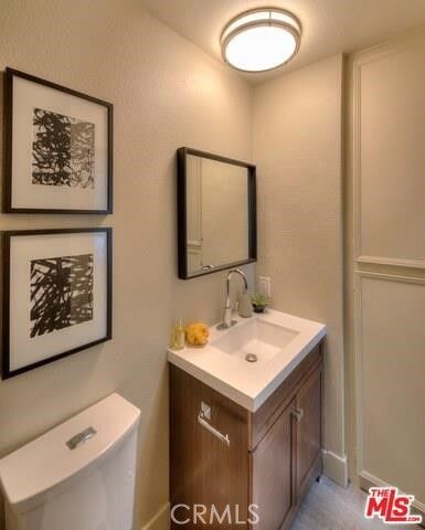 420 N Villa Court, Palm Springs, CA 92262