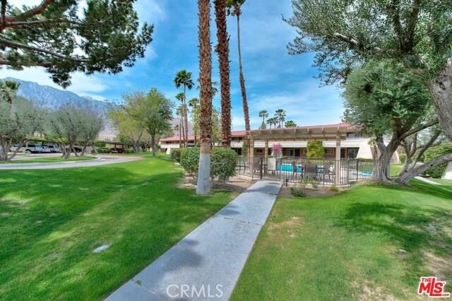 420 N Villa Court, Palm Springs, CA 92262