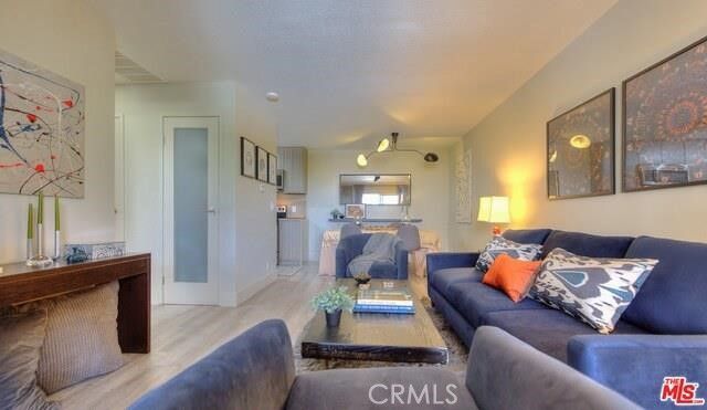 420 N Villa Court, Palm Springs, CA 92262