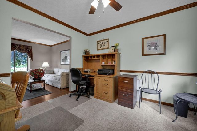 12404 Woodsfield Circle NW, Pickerington, OH 43147