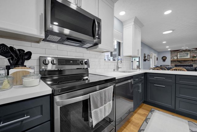 12404 Woodsfield Circle NW, Pickerington, OH 43147