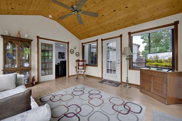 12404 Woodsfield Circle NW, Pickerington, OH 43147