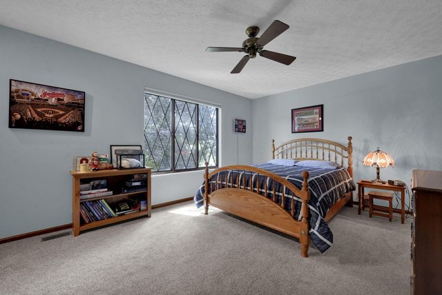 12404 Woodsfield Circle NW, Pickerington, OH 43147