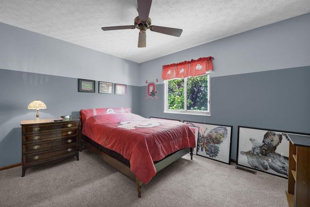 12404 Woodsfield Circle NW, Pickerington, OH 43147