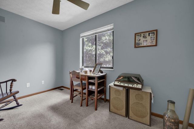 12404 Woodsfield Circle NW, Pickerington, OH 43147