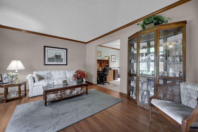 12404 Woodsfield Circle NW, Pickerington, OH 43147