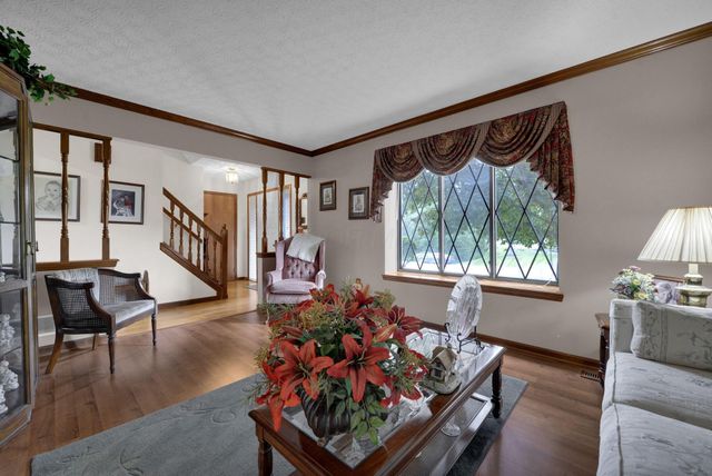 12404 Woodsfield Circle NW, Pickerington, OH 43147