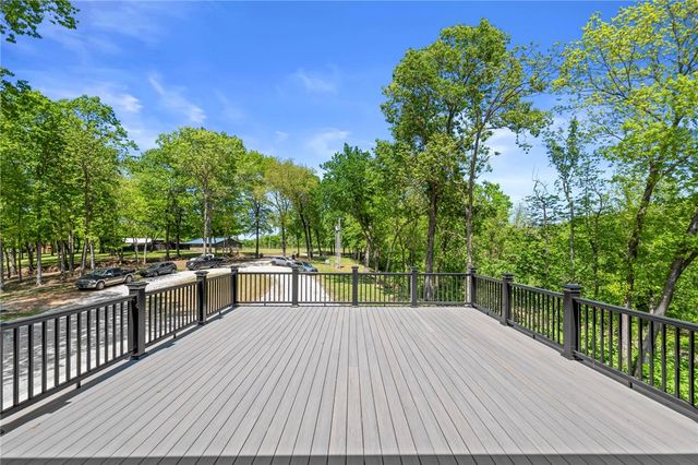 18649 Saddle Shop Lane, Springdale, AR 72764