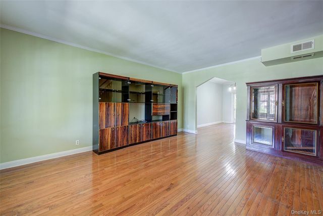 85-62 66th Road, Rego Park, NY 11374