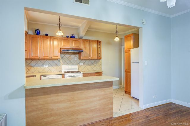 85-62 66th Road, Rego Park, NY 11374
