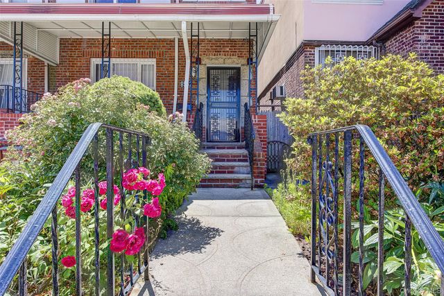 85-62 66th Road, Rego Park, NY 11374