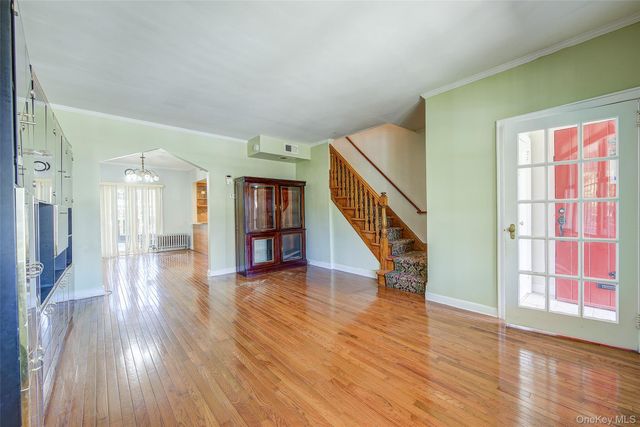85-62 66th Road, Rego Park, NY 11374