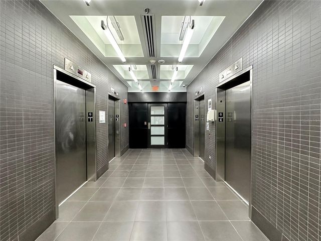 576 Av ARTERIAL B PH-S, San Juan, PR 00918