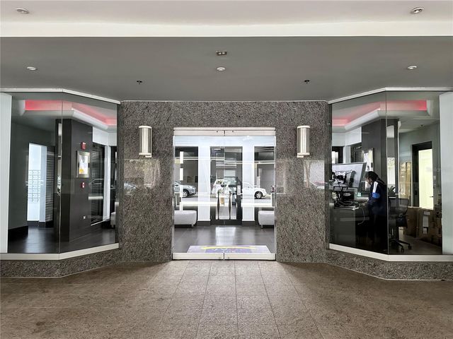 576 Av ARTERIAL B PH-S, San Juan, PR 00918