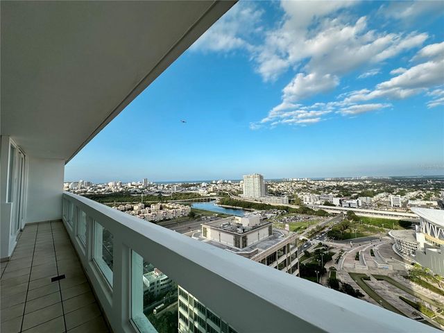 576 Av ARTERIAL B PH-S, San Juan, PR 00918