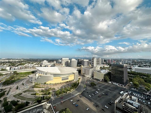 576 Av ARTERIAL B PH-S, San Juan, PR 00918