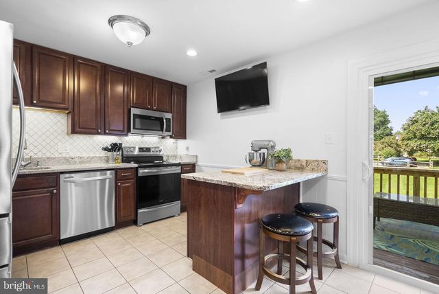 1486 CHATHAM CT, Crofton, MD 21114