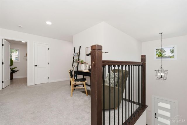 4718 Ward Street, Cincinnati, OH 45227