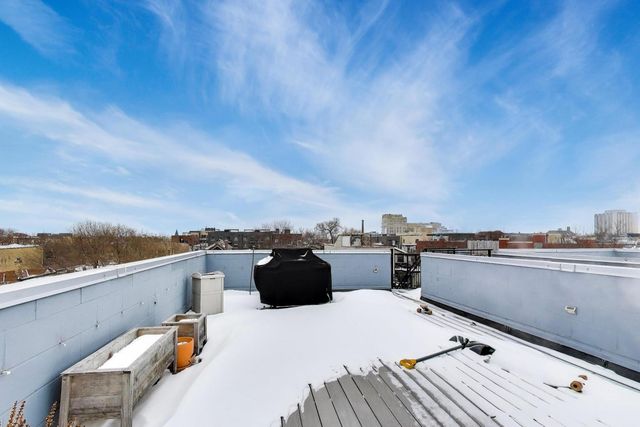 1509 N Campbell Avenue 3N, Chicago, IL 60638