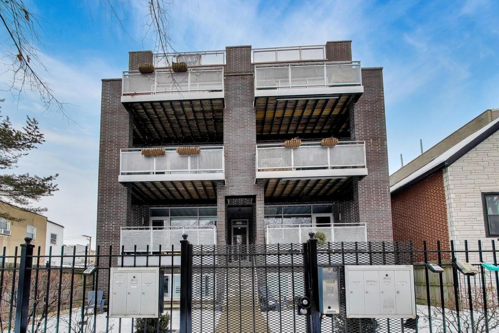 1509 N Campbell Avenue 3N, Chicago, IL 60638