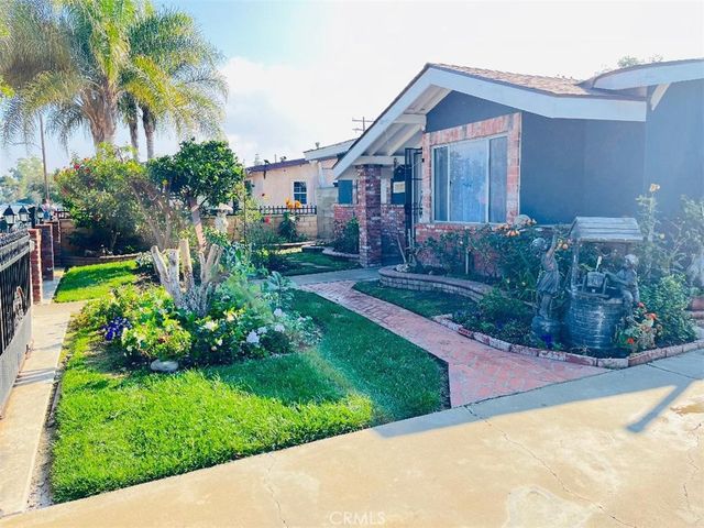 12022 207th, Lakewood, CA 90715