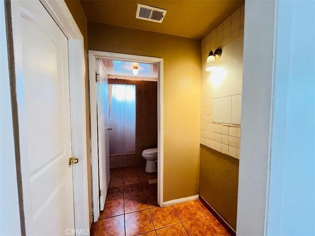 12022 207th, Lakewood, CA 90715