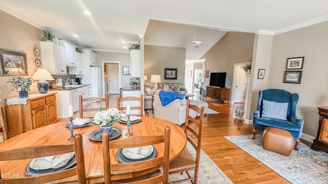 1145 Creekside Village Way, Seymour, TN 37865