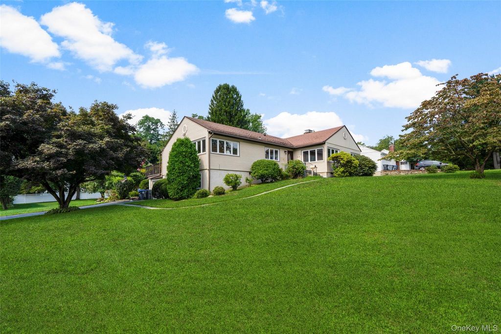 410 S Chelsea Road, White Plains, NY 10603 — exterior