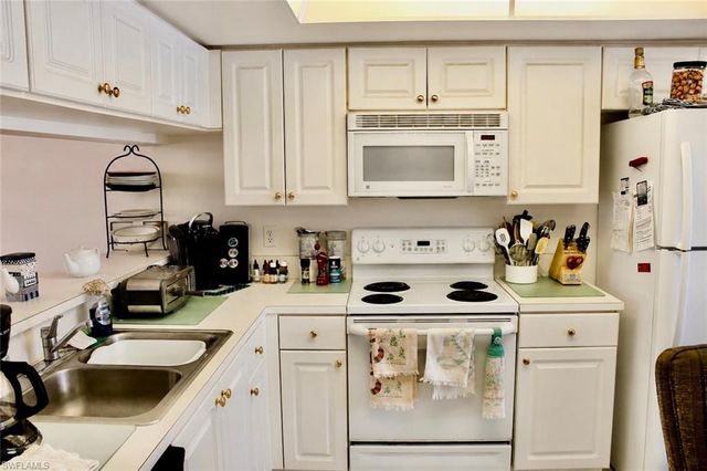19880 Breckenridge DR 201, Estero, FL 33928