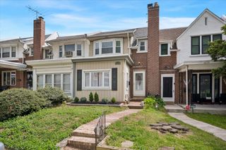 6640 LOTUS RD, Philadelphia, PA 19151