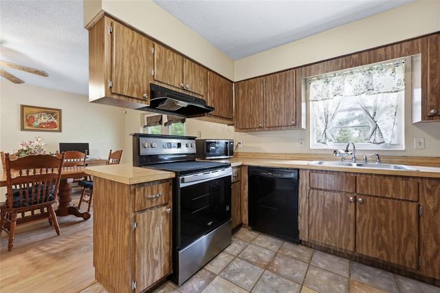2921 NW 54TH AVENUE, Gainesville, FL 32653
