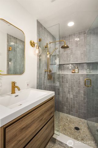 4306 29th Avenue W, Seattle, WA 98199