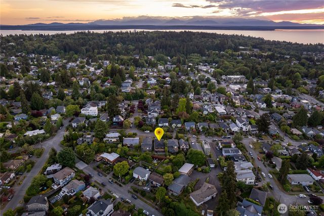 4306 29th Avenue W, Seattle, WA 98199
