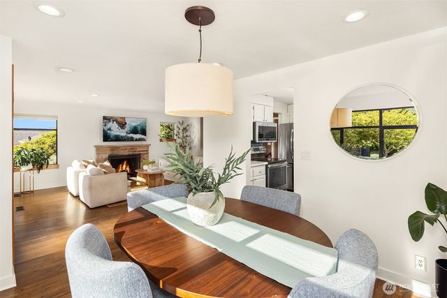 4306 29th Avenue W, Seattle, WA 98199