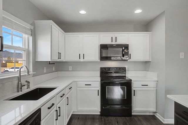 5003 Twin Feather Run, Spring Hill, TN 37174