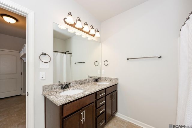18310 Dove Hollow Dr, Prairieville, LA 70769