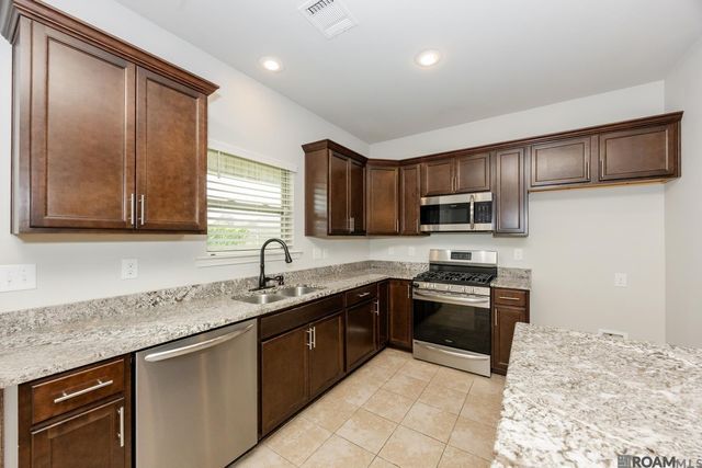18310 Dove Hollow Dr, Prairieville, LA 70769