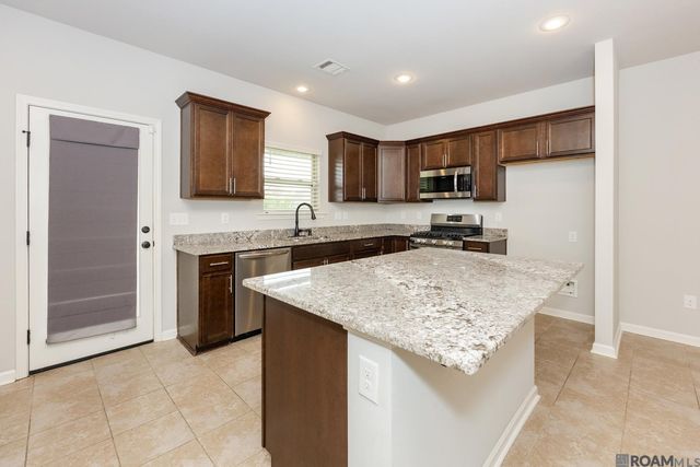 18310 Dove Hollow Dr, Prairieville, LA 70769